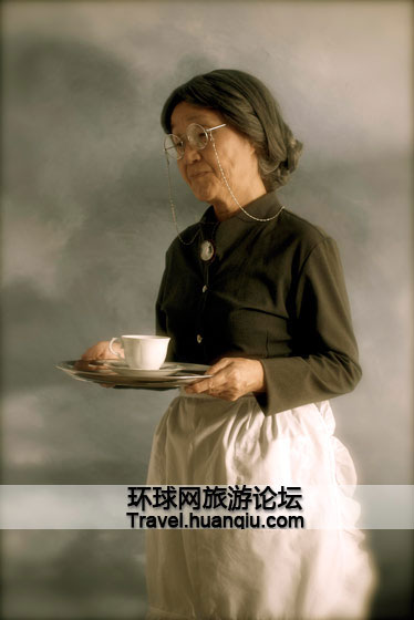Japanese grandmother maid cafe